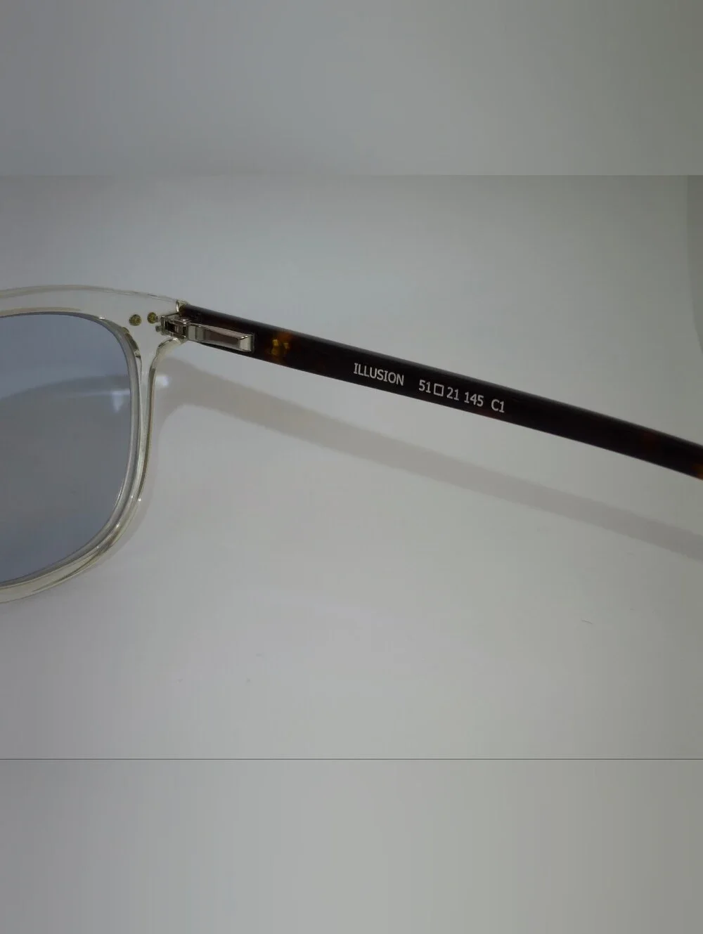 RFLKT. Illusion. Clear Square Eyewear Tortoise Temples. Well Made Frame.